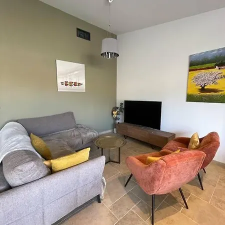 La Remise-gite De Charme 7 Personnes Avec Jacuzzi * Saint-André-de-Sangonis